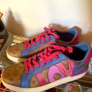 Cutest Coach poppy low rise sneakers NWB